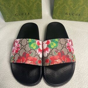 NEW Gucci Blooms Supreme Floral Slides